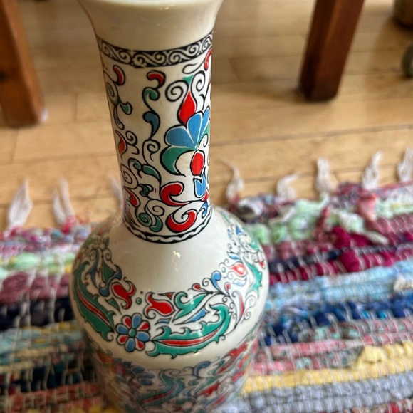 Rare Metaxa Red and Blue Ceramic Art Vase with Floral Motifs 10" - Picture 3 of 15